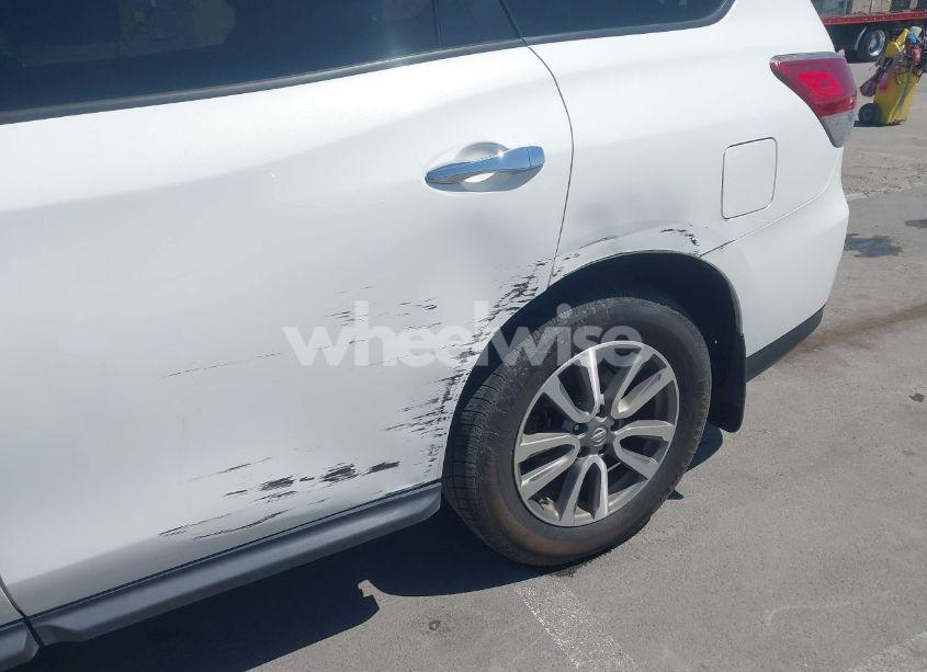 Photo 18 of 2013 Nissan Pathfinder SV (VIN 5N1AR2MN2DC657541)