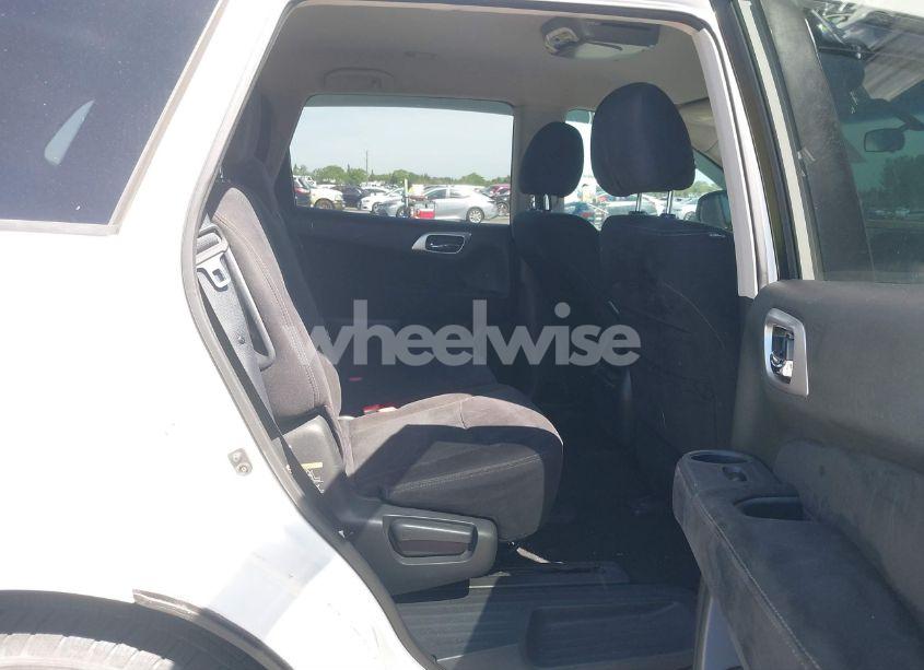 Photo 8 of 2013 Nissan Pathfinder S (VIN 5N1AR2MN2DC658057)