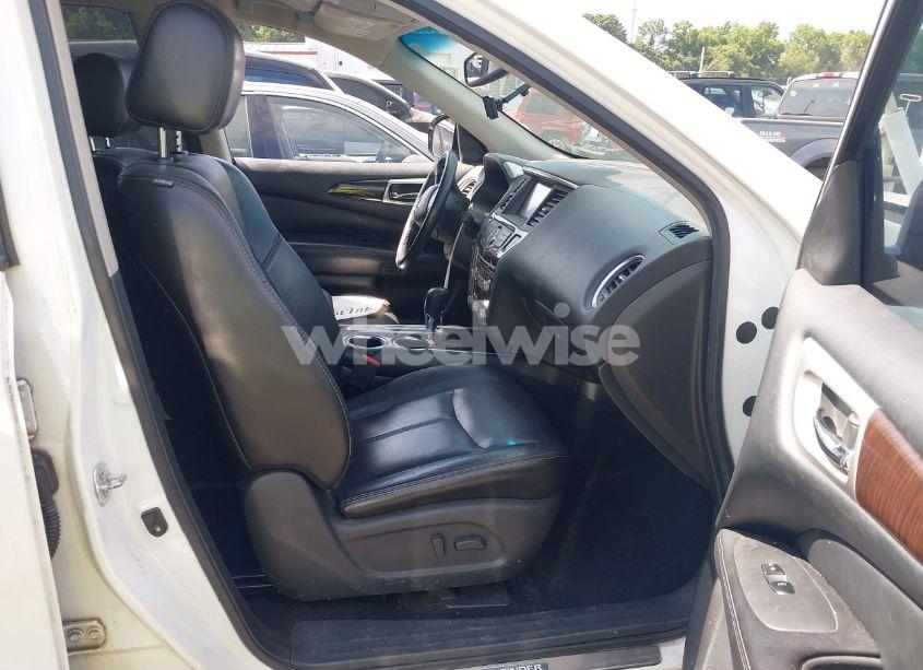 Photo 5 of 2013 Nissan Pathfinder SL (VIN 5N1AR2MN2DC675229)