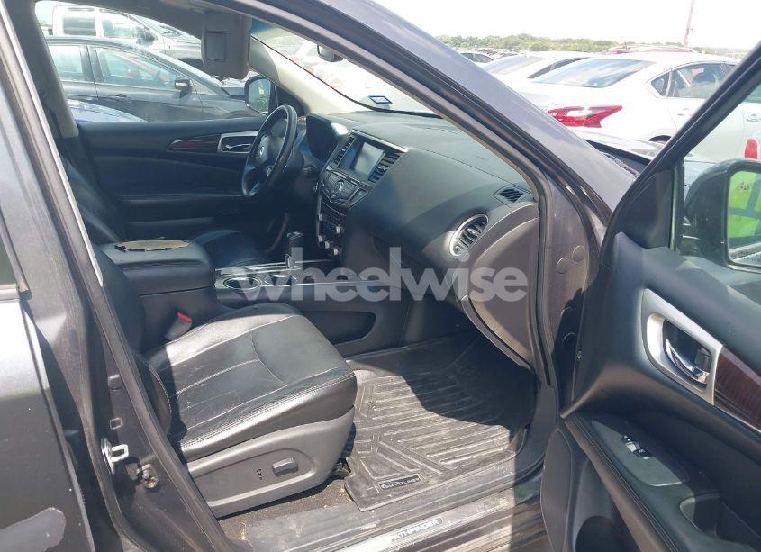 Photo 5 of 2013 Nissan Pathfinder SL (VIN 5N1AR2MN2DC684349)