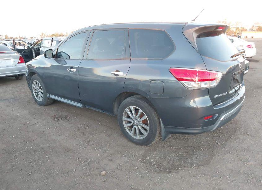 Photo 3 of 2014 Nissan Pathfinder S (VIN 5N1AR2MN2EC639526)
