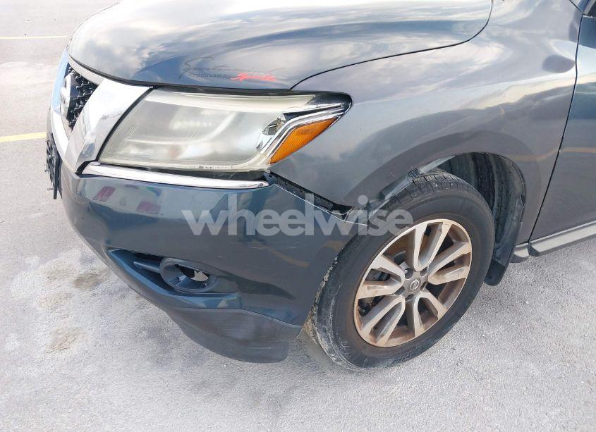 Photo 6 of 2014 Nissan Pathfinder SV (VIN 5N1AR2MN2EC676155)