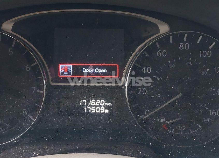 Photo 7 of 2014 Nissan Pathfinder SV (VIN 5N1AR2MN2EC676155)