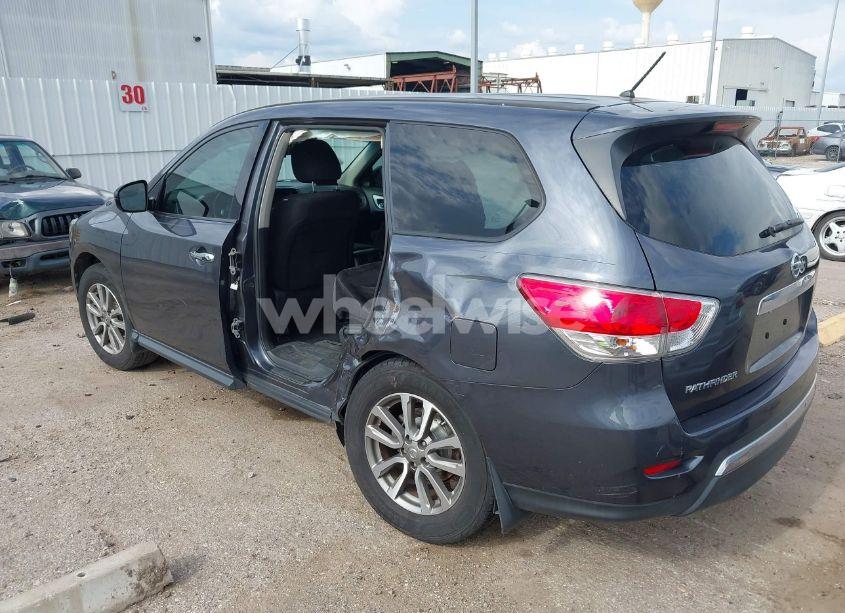 Photo 3 of 2014 Nissan Pathfinder S (VIN 5N1AR2MN2EC684188)