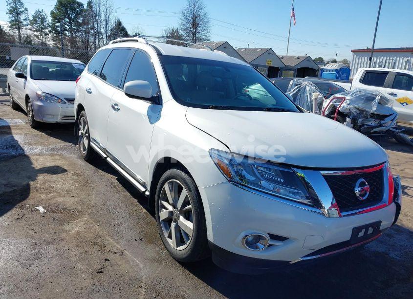 2014 Nissan Pathfinder PLATINUM (VIN 5N1AR2MN2EC687883) main photo