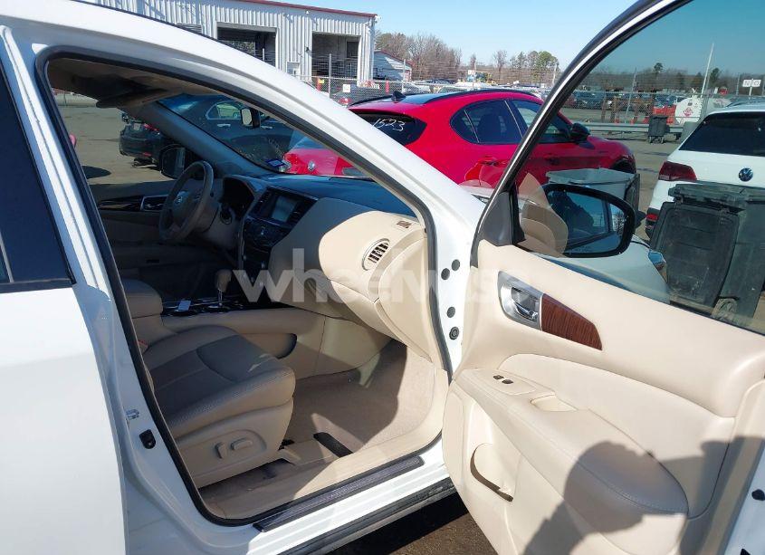 Photo 5 of 2014 Nissan Pathfinder PLATINUM (VIN 5N1AR2MN2EC687883)