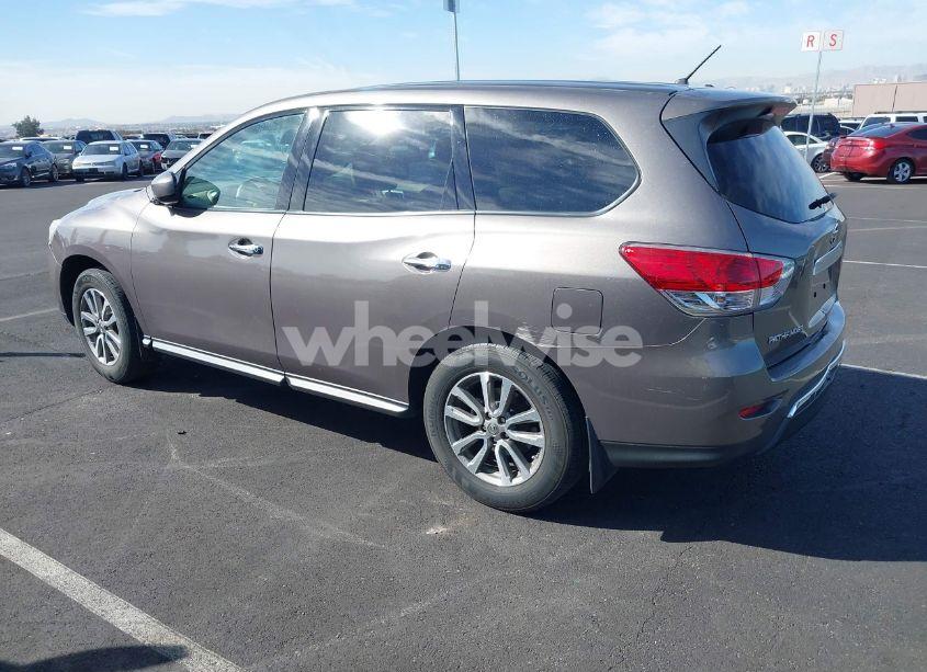 Photo 3 of 2014 Nissan Pathfinder S (VIN 5N1AR2MN2EC710546)