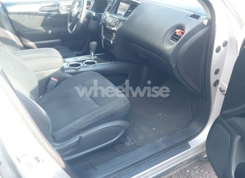 Photo 5 of 2014 Nissan Pathfinder PLATINUM/S/SL/SV (VIN 5N1AR2MN2EC717156)