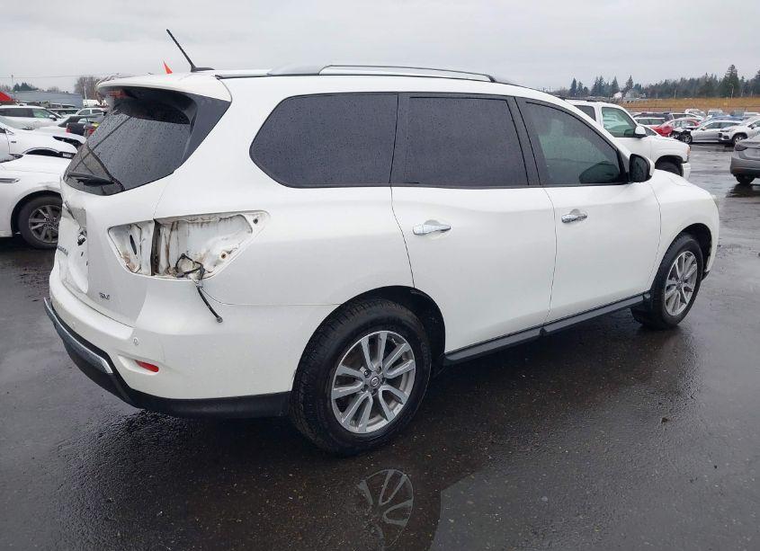 Photo 4 of 2014 Nissan Pathfinder SV (VIN 5N1AR2MN2EC728884)