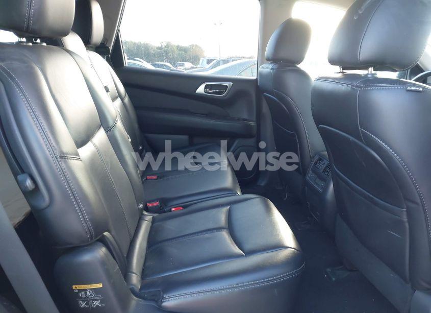 Photo 8 of 2014 Nissan Pathfinder SL (VIN 5N1AR2MN2EC735768)