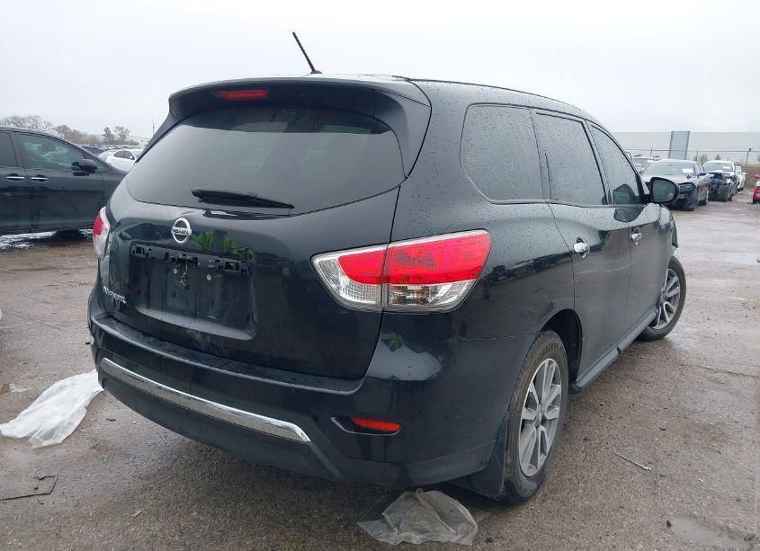 Photo 4 of 2015 Nissan Pathfinder S (VIN 5N1AR2MN2FC613512)