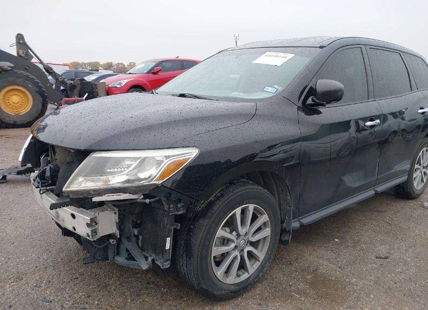 Photo 6 of 2015 Nissan Pathfinder S (VIN 5N1AR2MN2FC613512)