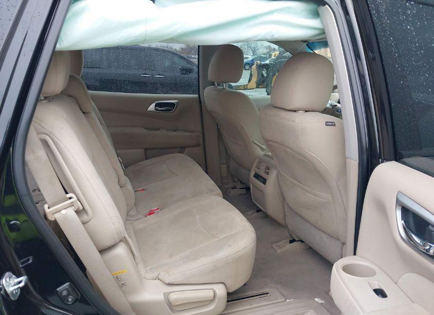 Photo 8 of 2015 Nissan Pathfinder S (VIN 5N1AR2MN2FC613512)