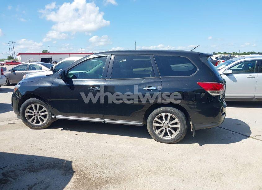 Photo 14 of 2015 Nissan Pathfinder S (VIN 5N1AR2MN2FC642105)