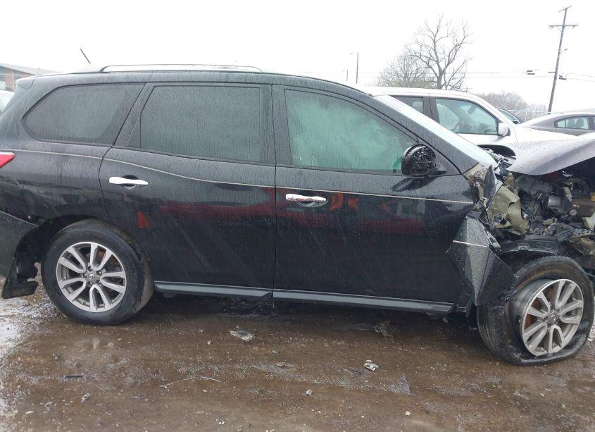 Photo 14 of 2015 Nissan Pathfinder SV (VIN 5N1AR2MN2FC645201)
