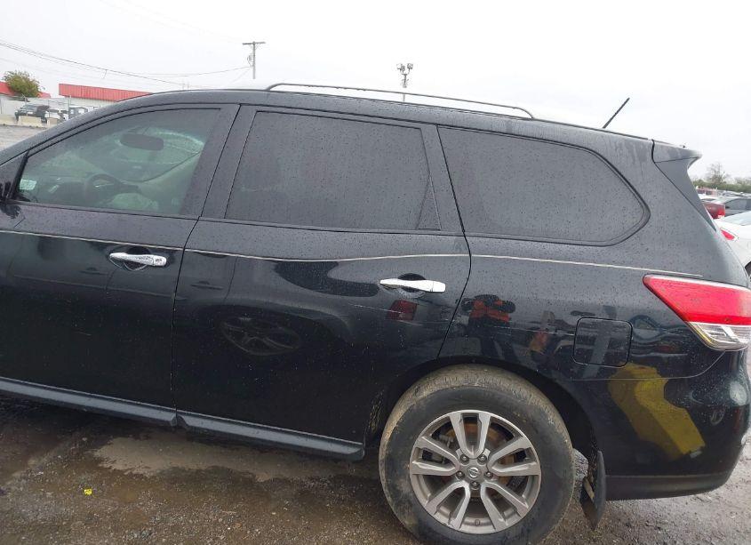 Photo 15 of 2015 Nissan Pathfinder SV (VIN 5N1AR2MN2FC645201)