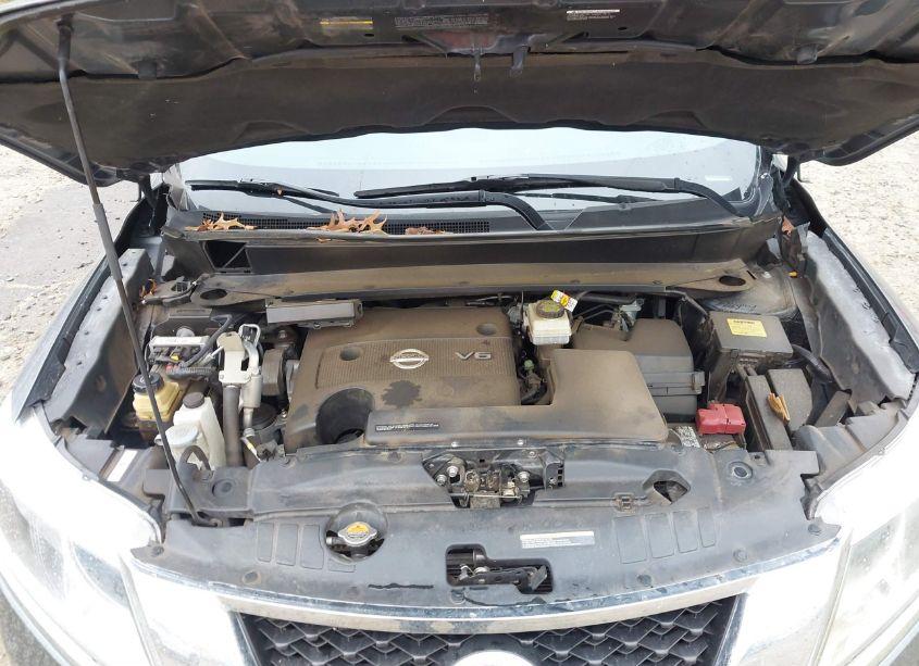 Photo 10 of 2015 Nissan Pathfinder S (VIN 5N1AR2MN2FC651953)