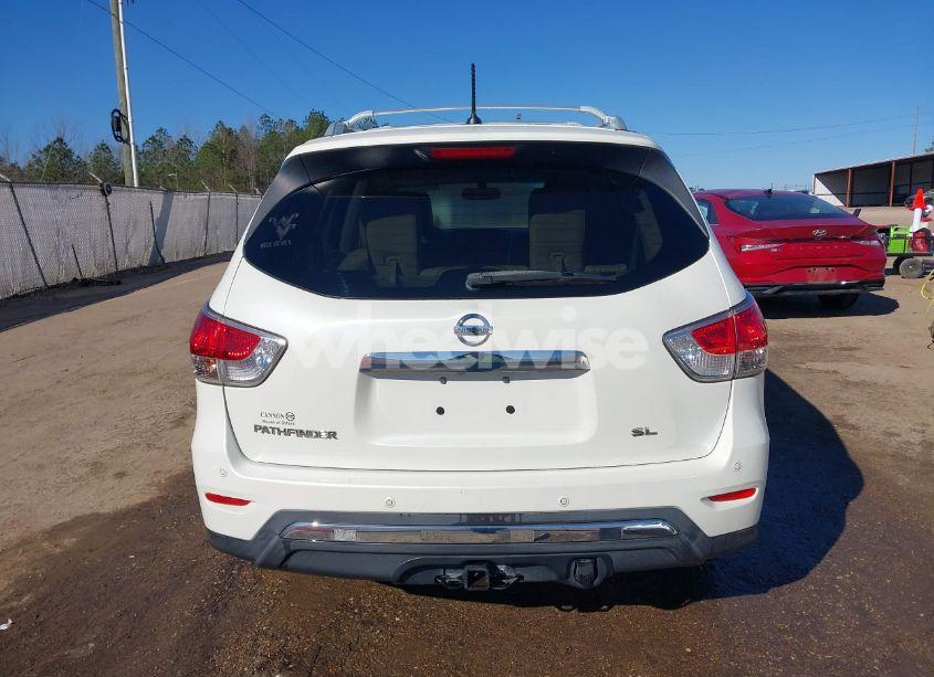 Photo 17 of 2015 Nissan Pathfinder SL (VIN 5N1AR2MN2FC653914)