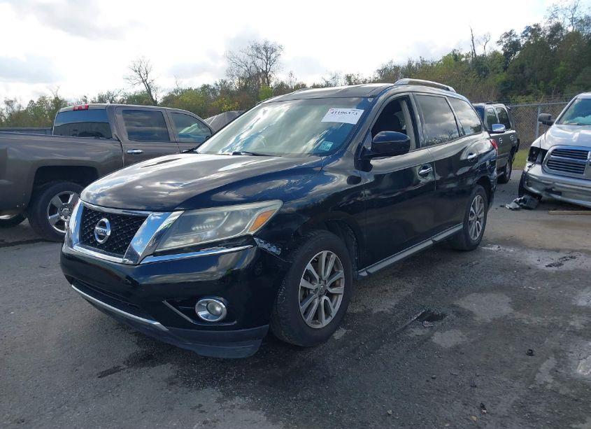 Photo 2 of 2015 Nissan Pathfinder PLATINUM/S/SL/SV (VIN 5N1AR2MN2FC658420)