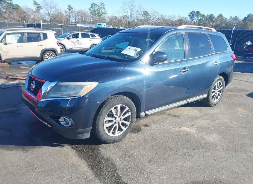 Photo 2 of 2015 Nissan Pathfinder PLATINUM/S/SL/SV (VIN 5N1AR2MN2FC669921)