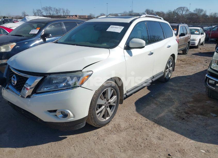 Photo 2 of 2015 Nissan Pathfinder PLATINUM (VIN 5N1AR2MN2FC711200)