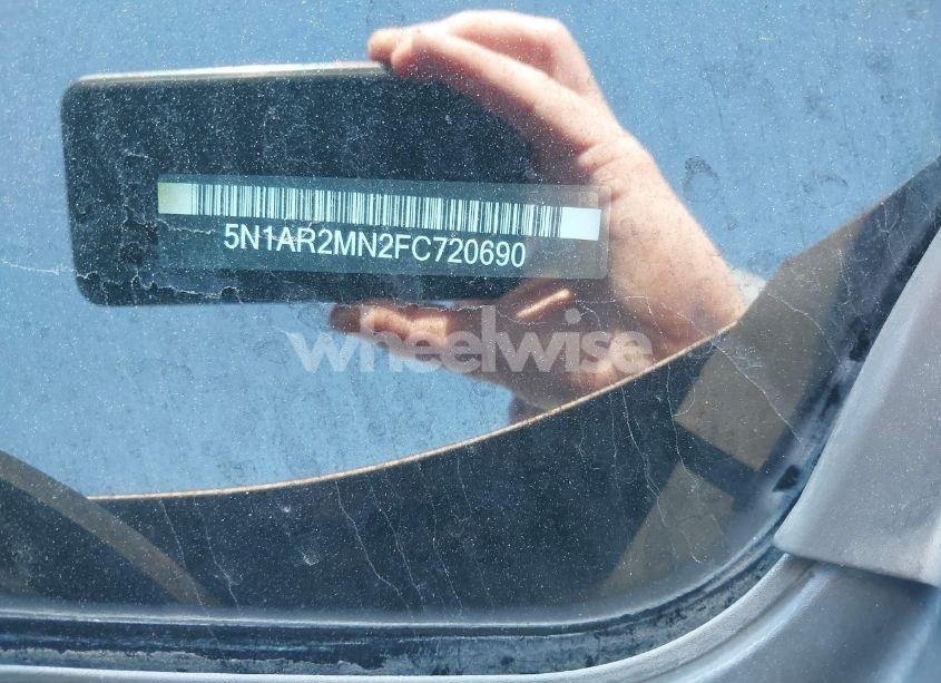 Photo 9 of 2015 Nissan Pathfinder SL (VIN 5N1AR2MN2FC720690)