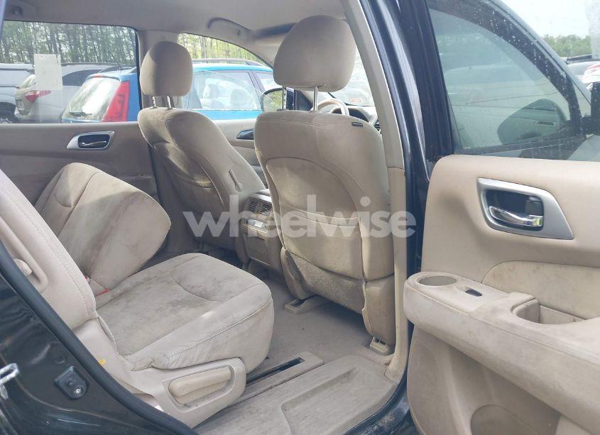 Photo 8 of 2015 Nissan Pathfinder S (VIN 5N1AR2MN2FC721337)