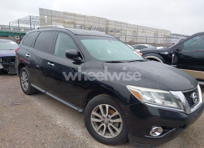 2016 Nissan Pathfinder PLATINUM/S/SL/SV (VIN 5N1AR2MN2GC600129) main photo