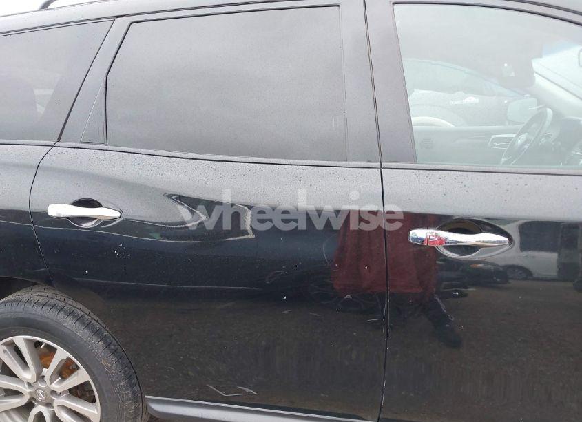 Photo 13 of 2016 Nissan Pathfinder PLATINUM/S/SL/SV (VIN 5N1AR2MN2GC600129)