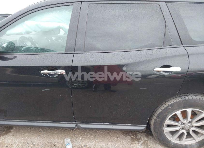 Photo 14 of 2016 Nissan Pathfinder PLATINUM/S/SL/SV (VIN 5N1AR2MN2GC600129)