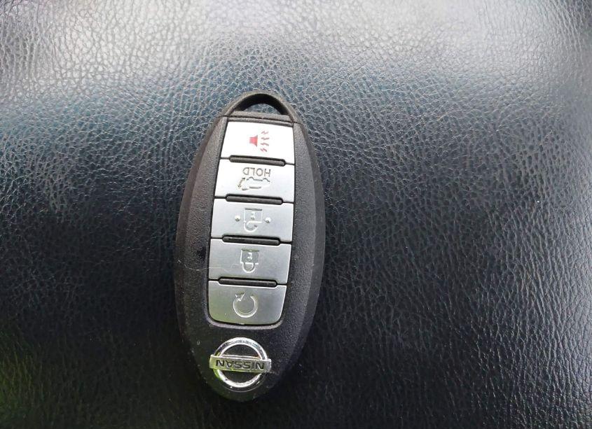 Photo 11 of 2016 Nissan Pathfinder SL (VIN 5N1AR2MN2GC605864)