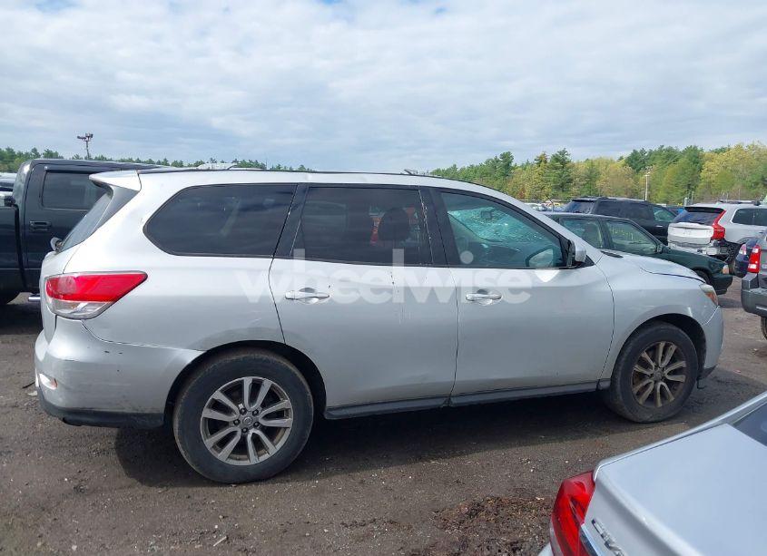 Photo 13 of 2016 Nissan Pathfinder PLATINUM/S/SL/SV (VIN 5N1AR2MN2GC612023)