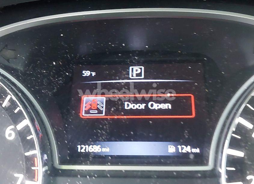 Photo 15 of 2016 Nissan Pathfinder PLATINUM/S/SL/SV (VIN 5N1AR2MN2GC612023)