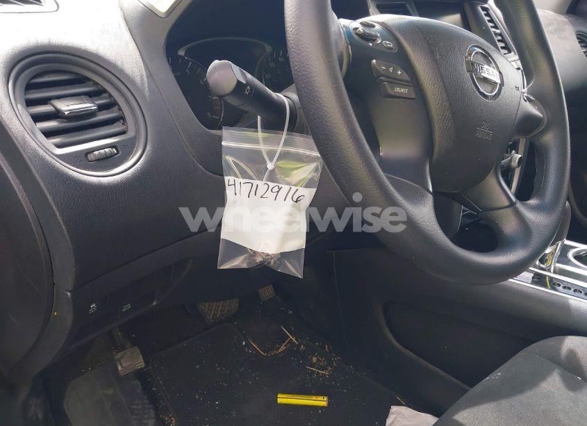 Photo 17 of 2016 Nissan Pathfinder S (VIN 5N1AR2MN2GC614905)