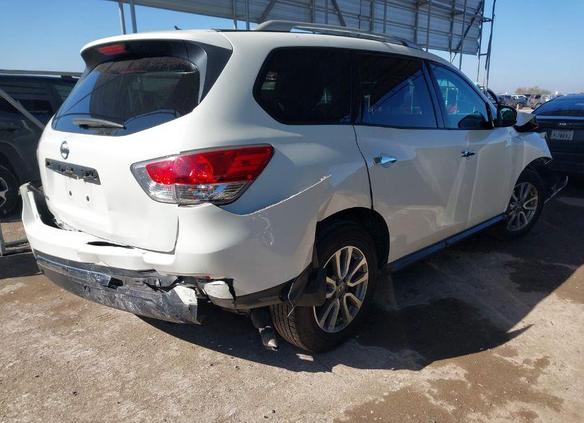 Photo 4 of 2016 Nissan Pathfinder S (VIN 5N1AR2MN2GC625600)