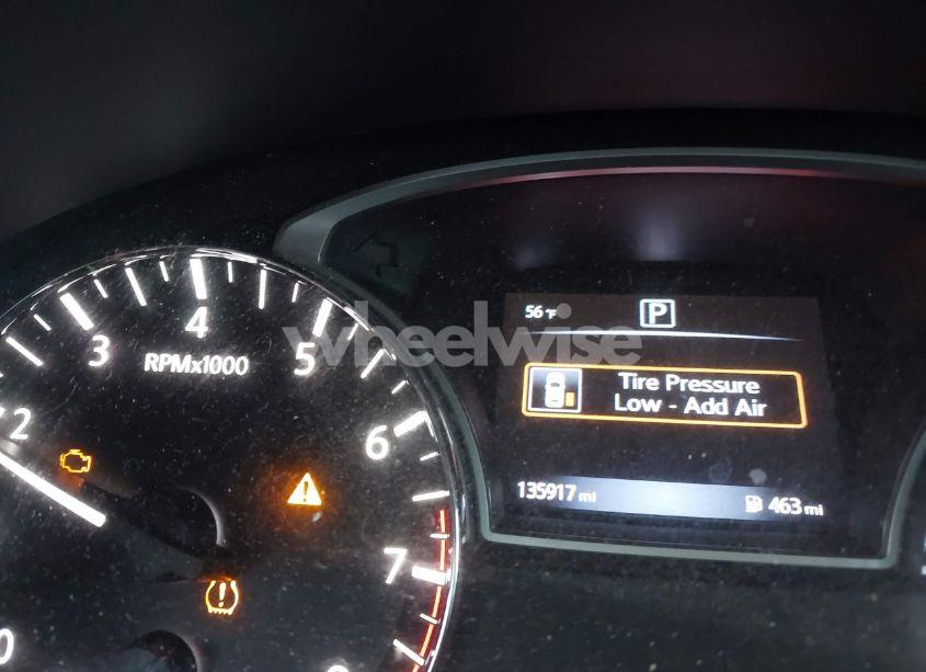 Photo 15 of 2016 Nissan Pathfinder SV (VIN 5N1AR2MN2GC666714)