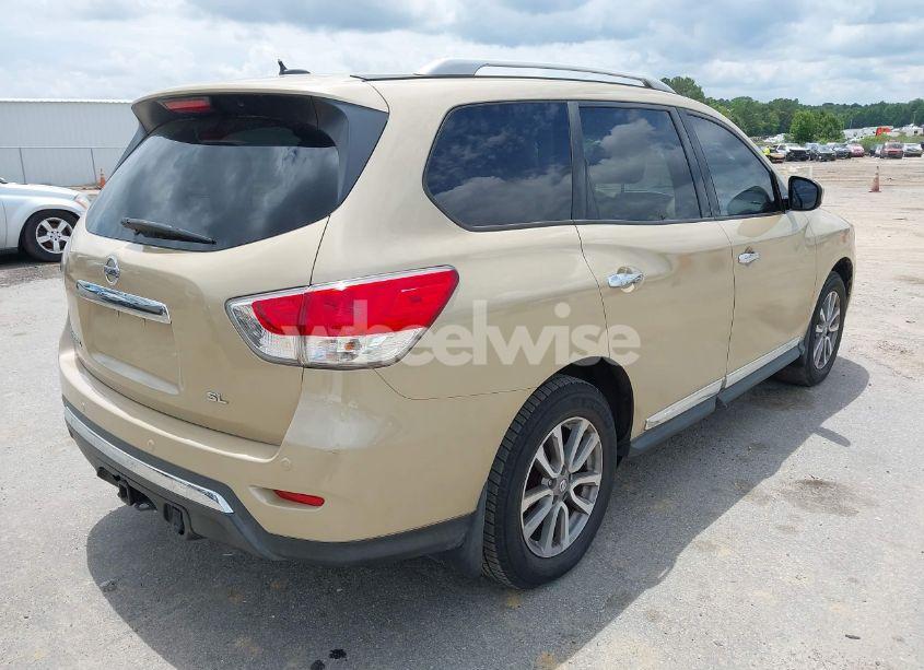 Photo 4 of 2013 Nissan Pathfinder SL (VIN 5N1AR2MN3DC609241)