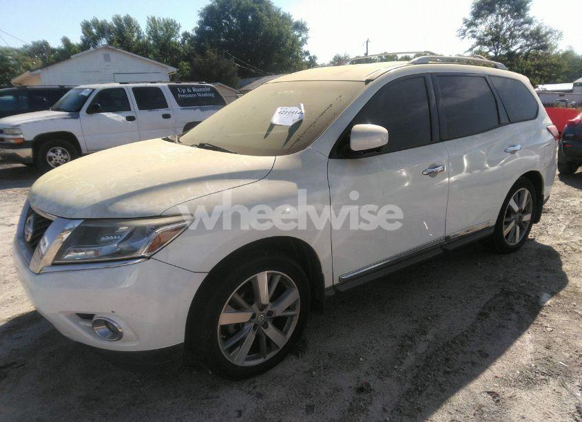 Photo 2 of 2013 Nissan Pathfinder PLATINUM (VIN 5N1AR2MN3DC620479)