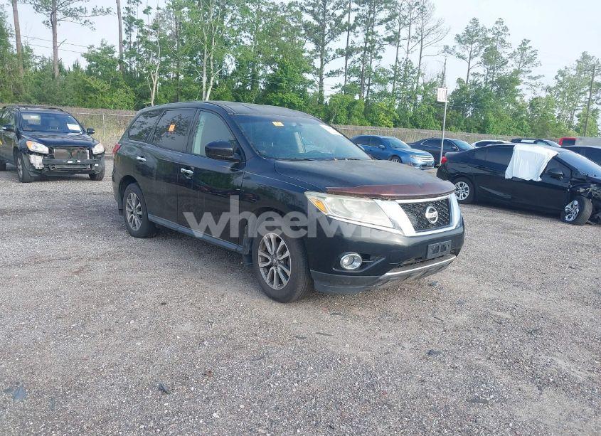 2013 Nissan Pathfinder S (VIN 5N1AR2MN3DC648945) main photo