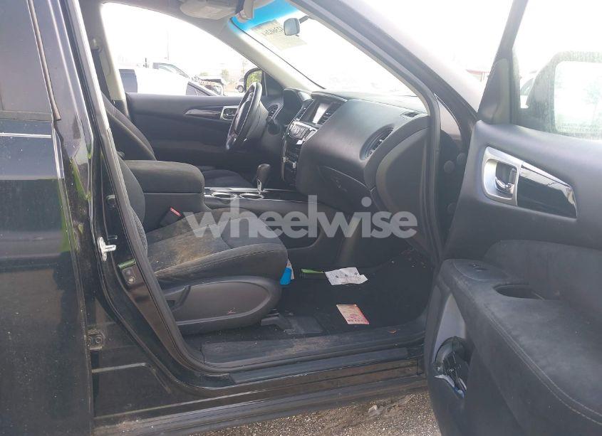 Photo 5 of 2013 Nissan Pathfinder S (VIN 5N1AR2MN3DC648945)