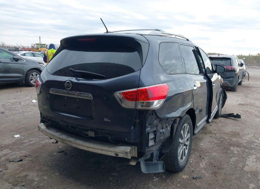 Photo 4 of 2014 Nissan Pathfinder SL (VIN 5N1AR2MN3EC609306)