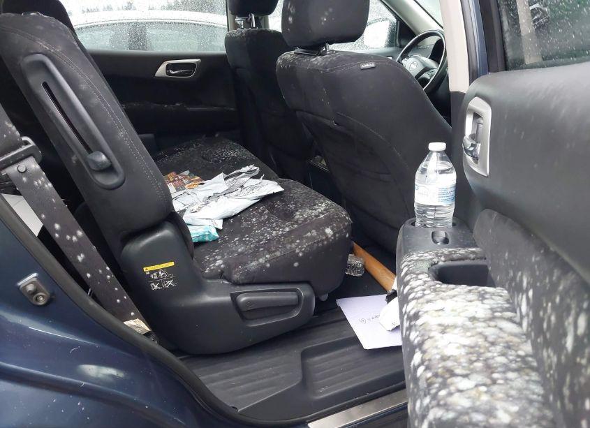 Photo 8 of 2014 Nissan Pathfinder SV (VIN 5N1AR2MN3EC681980)