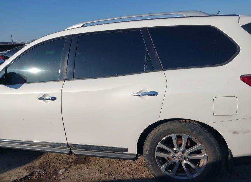 Photo 14 of 2014 Nissan Pathfinder SL (VIN 5N1AR2MN3EC703394)