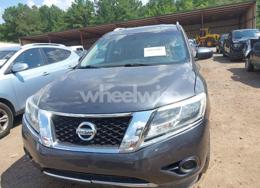 Photo 6 of 2014 Nissan Pathfinder SV (VIN 5N1AR2MN3EC723841)