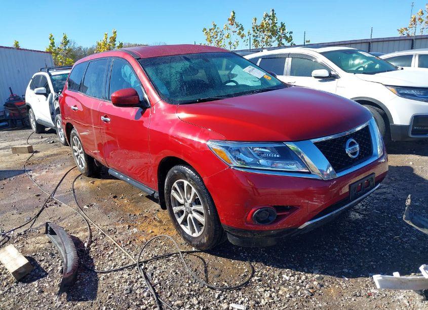 2015 Nissan Pathfinder S (VIN 5N1AR2MN3FC600834) main photo