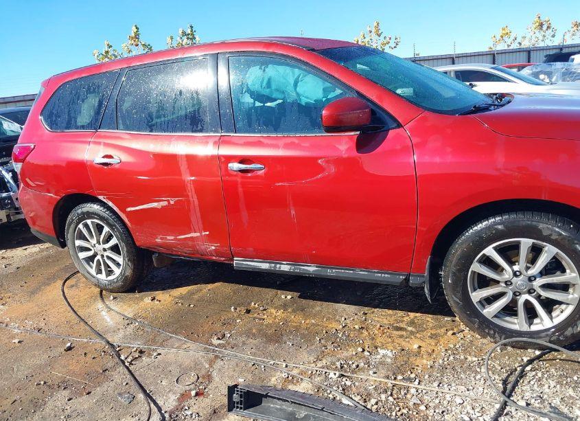 Photo 14 of 2015 Nissan Pathfinder S (VIN 5N1AR2MN3FC600834)