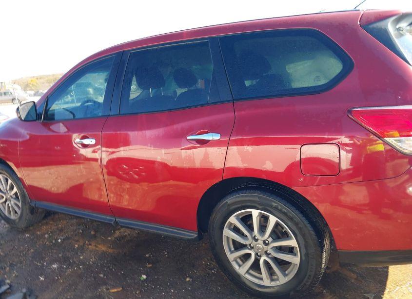 Photo 15 of 2015 Nissan Pathfinder S (VIN 5N1AR2MN3FC600834)