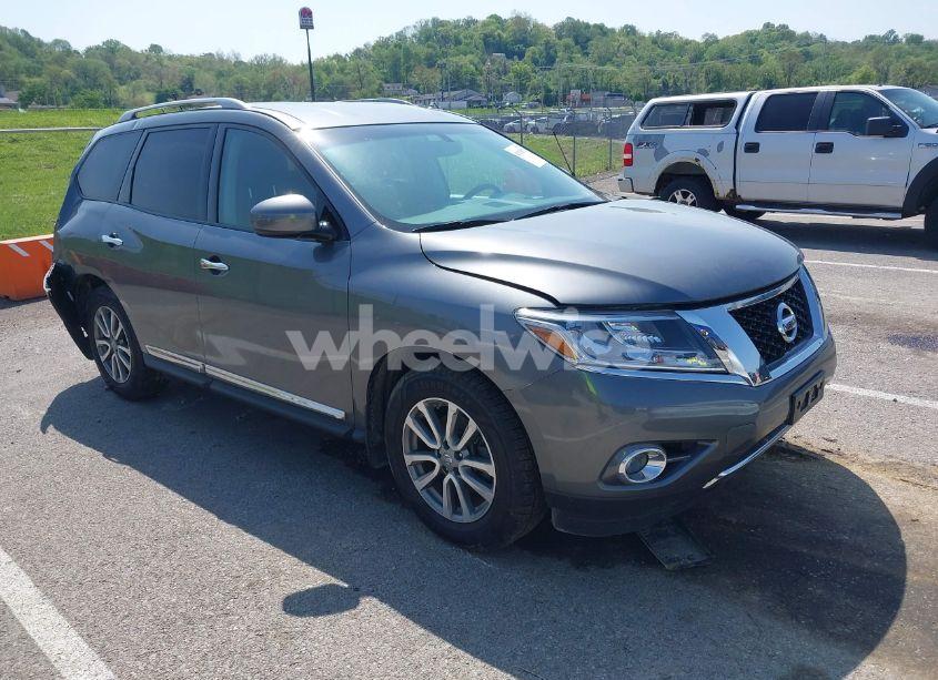 2015 Nissan Pathfinder SL (VIN 5N1AR2MN3FC613261) main photo