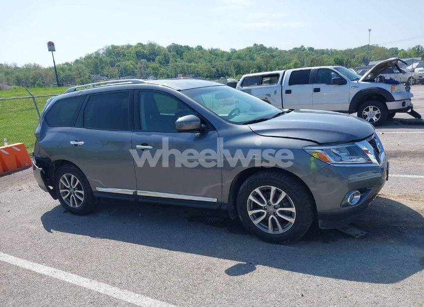 Photo 13 of 2015 Nissan Pathfinder SL (VIN 5N1AR2MN3FC613261)