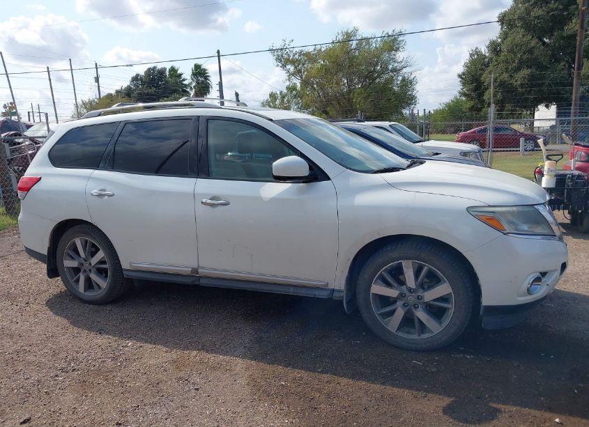 Photo 13 of 2015 Nissan Pathfinder PLATINUM/S/SL/SV (VIN 5N1AR2MN3FC635664)